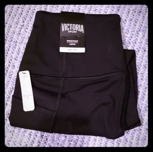 Victoria Sport Knockout Pocket Capri